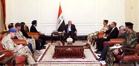 العبادي يستقبل وزير الدفاع الوطني الكندي