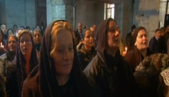مسيحيو برطلة يحيون قداس اعياد الميلاد لاول مرة بعد تحرير الناحية من داعش