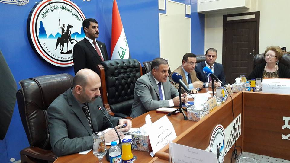 محافظ صلاح الدين يناقش مع معهد الحوكمة الكندي نقل الصلاحيات الى الحكومات المحلية