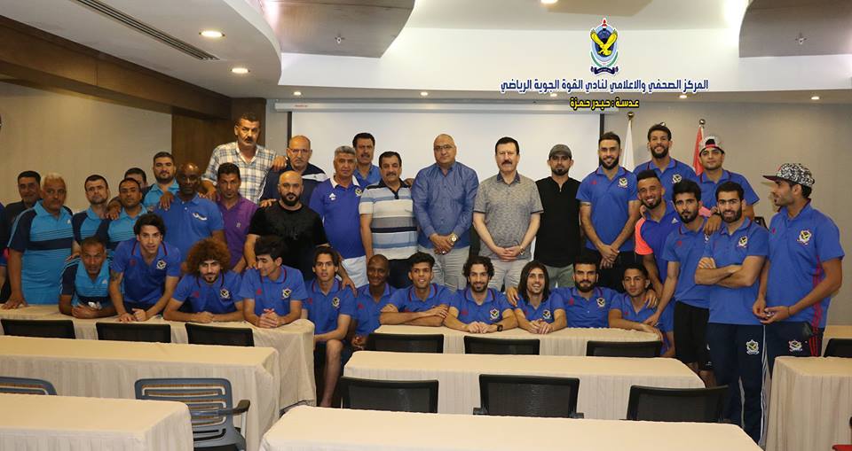 حمه يلتقي بعثة الصقور والفريق يجري وحدة تدريبية