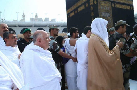 العبادي أدى مناسك العمرة ويؤكد ان العراقيون بصبرهم ووحدتهم حققوا الانتصار