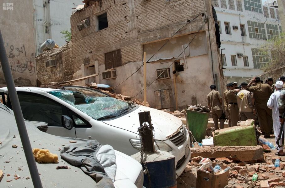 المتحدث الأمني لوزارة الداخلية السعودية: إحباط عمل إرهابي وشيك يستهدف أمن المسجد الحرام ومرتاديه ، والقبض على 5 من عناصر الخلية الإرهابية بينهم أمرأة