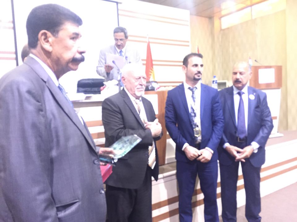 شبكة ومحكمة حقوق الانسان في الشرق الاوسط تكرم عدد من اعضائها وتؤكد عن وجود مكاتب لاستلام ضحايا الارهاب في محافظات العراق .
