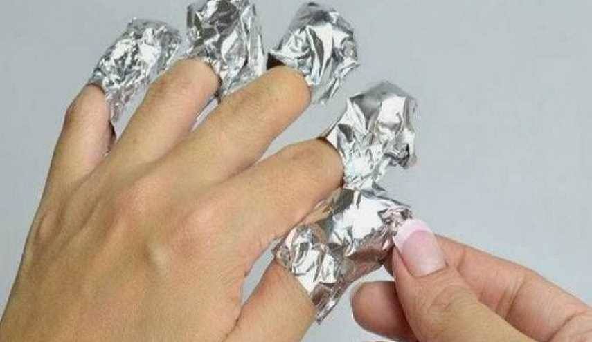 هذا ما يحدث عند قيامكم بلفّ أوراق الألومنيوم على أجسادكم