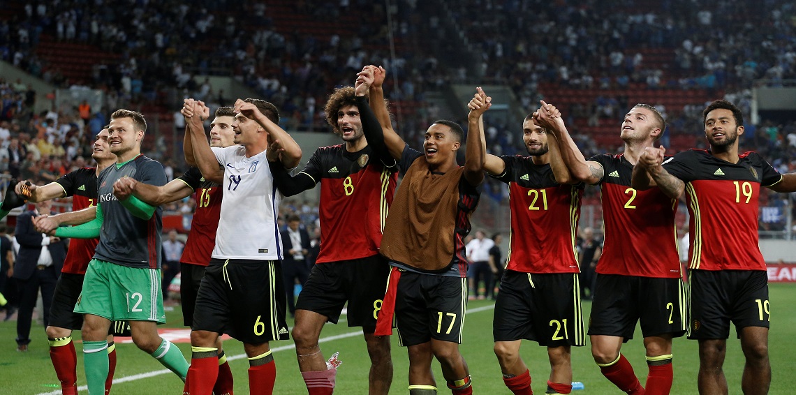 بلجيكا تفوز على اليونان بثنائية لتصبح أول دولة أوروبية تصعد لنهائيات كأس العالم رسميًا