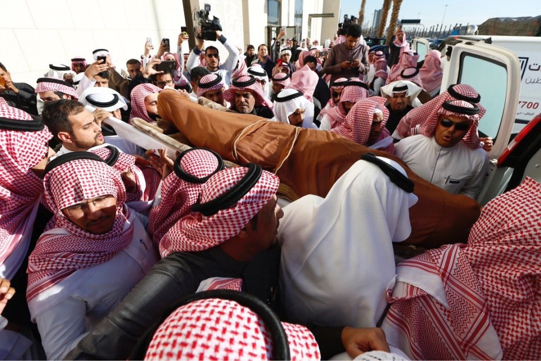 تشييع الفنان أبو بكر سالم ودفنه بالرياض