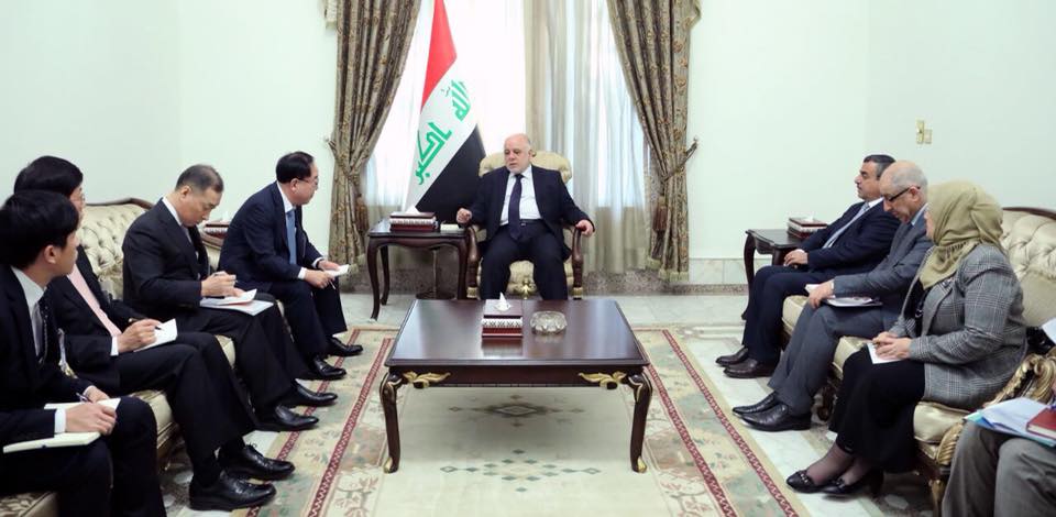 العبادي يستقبل وفد شركة هنوا الكورية