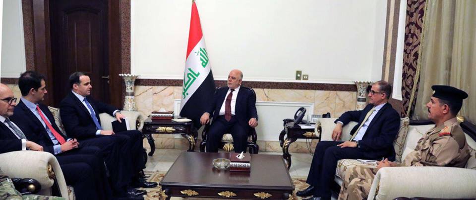 رئيس مجلس الوزراء الدكتور حيدر العبادي يستقبل مبعوث الرئيس الأمريكي لشؤون التحالف الدولي السيد بريت ماكورك