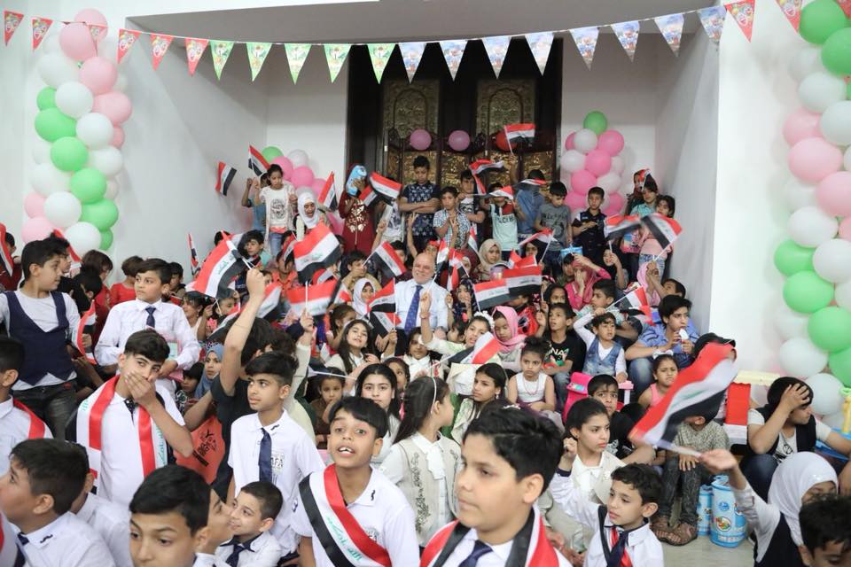العبادي : الايتام جزء اساسي من اهتمام الدولة