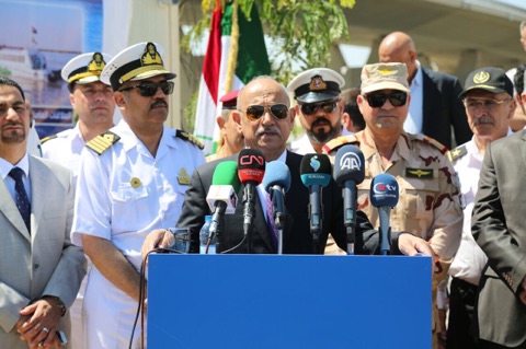 وزير النقل ، يفتتح خط الملاحة النهري بين منطقتي الأعظمية والجادرية ببغداد وشركة درة العرب تنفذ بنجاح