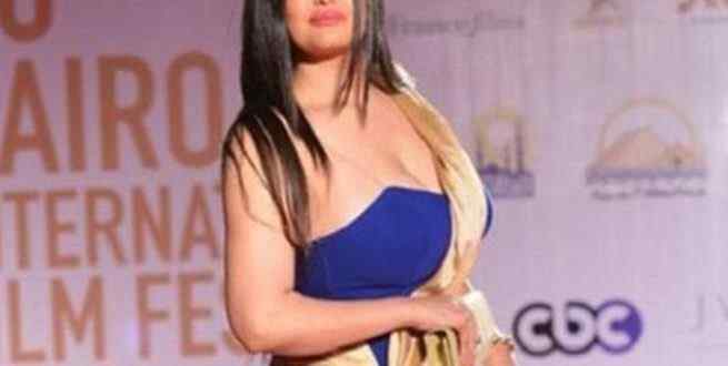 شيخ أزهري: تقديم سما المصري برنامجا دينيا من علامات الساعة!
