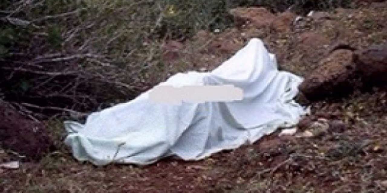 أب يقتل إبنه بعد حبسه في إحدى غرف المنزل وتعذيبه بطريقة بشعة