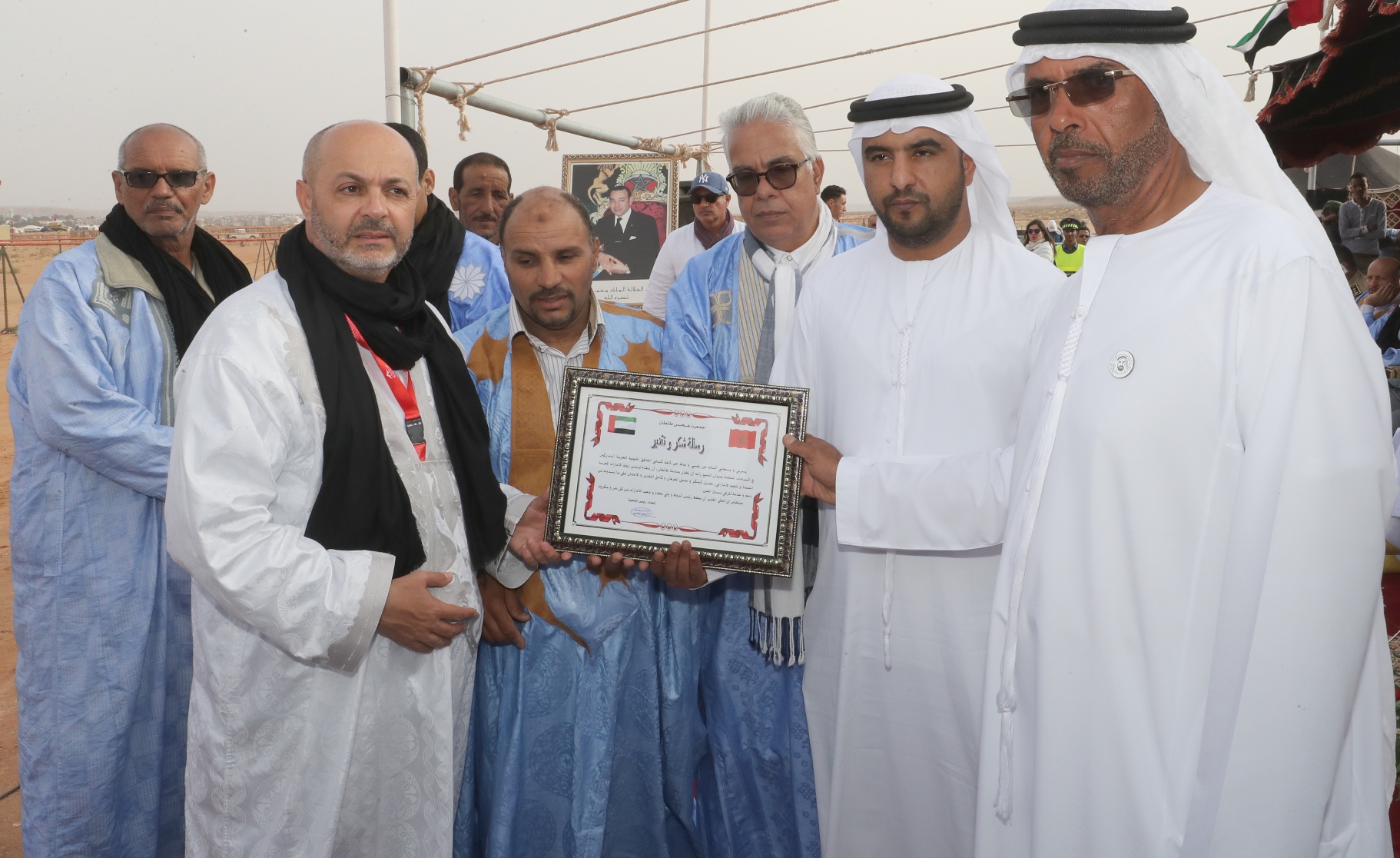 تنظيم سباقات الهجن وتتويج الفائزين ضمن المشاركة في الدورة الـ 14 من موسم طنطان”..جناح الإمارات” يختتم فعالياته بـ “موسم طانطان” في المملكة المغربية