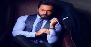 وعكة صحية توقف الفنان تامر حسني عن الكلام والغناء