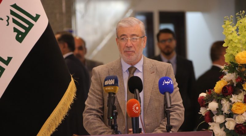 في احتفالية المولد النبوي الشريف، حداد : الهدف من بعثة الأنبياء هو تصحيح مسار الإنسانية ونحن اليوم بأمس الحاجة الى عملية تصحيح وتوحيد الصفوف لتجاوز المشاكل والأزمات…