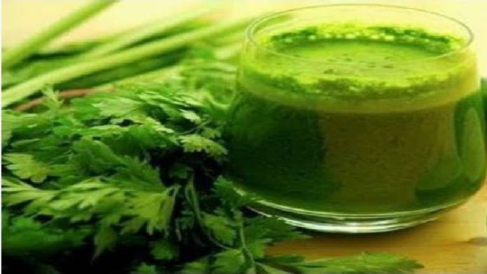 ما حقيقة فوائد عصير الكرفس الإعجازية؟