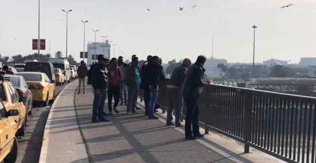 قوة امنية تنقذ شخصا حاول الانتحار من اعلى جسر الجادرية