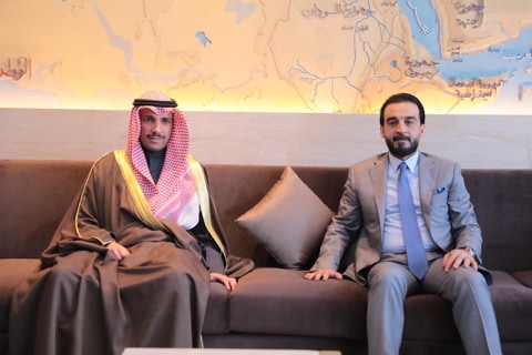 الحلبوسي يلتقي نظيريه الكويتي والسعودي ويبحث معهما سبل تعزيز التعاون والتنسيق في المجال البرلماني