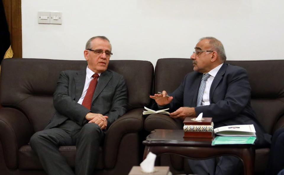 رئيس مجلس الوزراءعادل عبدالمهدي يستقبل وفدا يضم ممثلي المهن الصحية والطبية