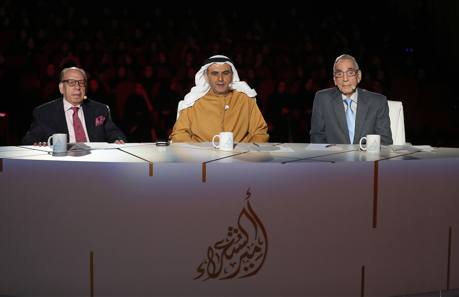 في ثالث حلقات “أمير الشعراء” بموسمه الثامن أربعة فرسان يلتقون على مسرح شاطئ الراحة