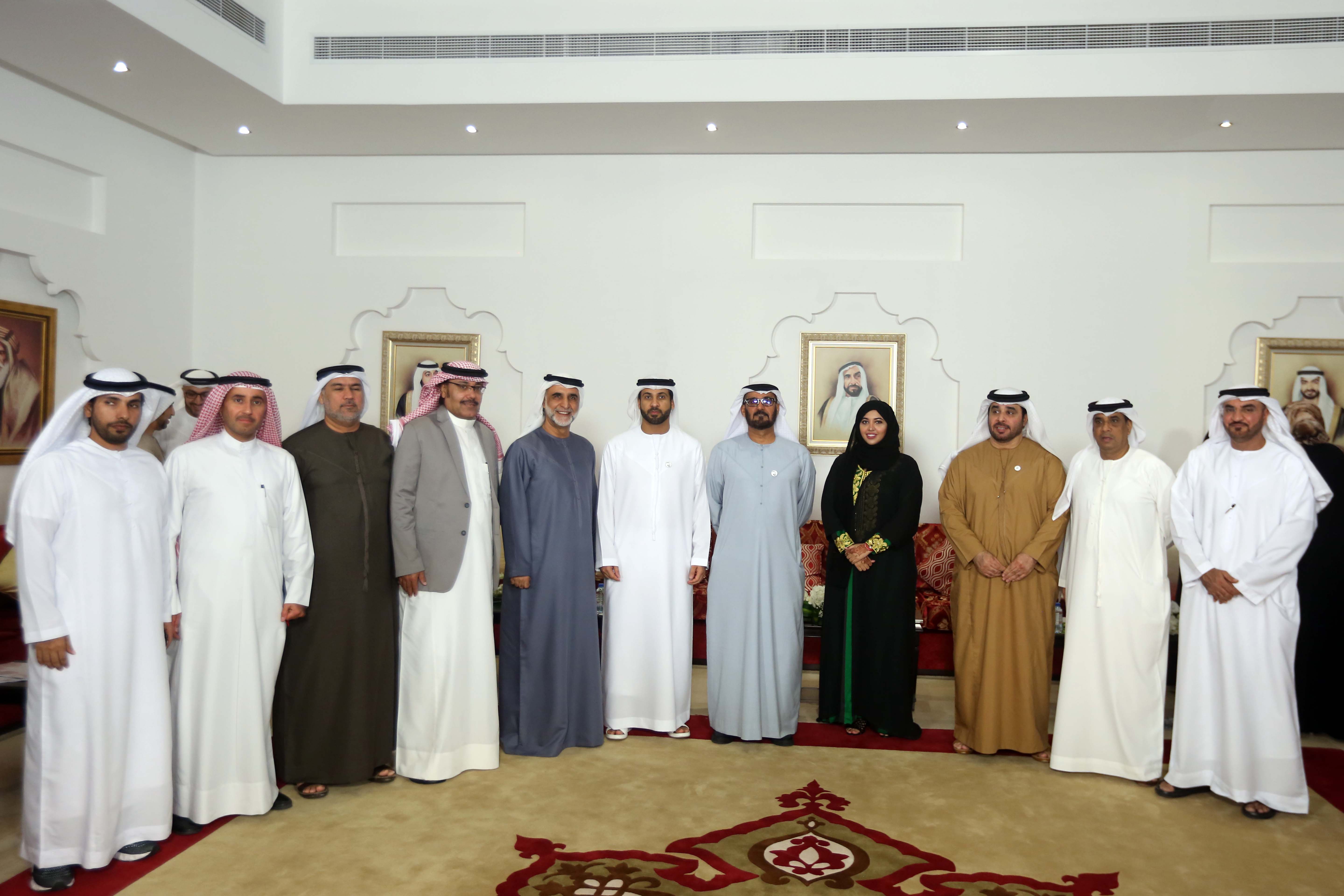 مجلس محمد خلف بأبوظبي يقدم محاضرة بعنوان “الابتكار في المدرسة الإماراتية”