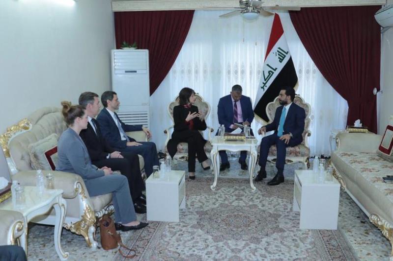 الحلبوسي يستقبل مساعد وزير الخارجية الأميركية لشؤون النزاعات وعمليات الاستقرار