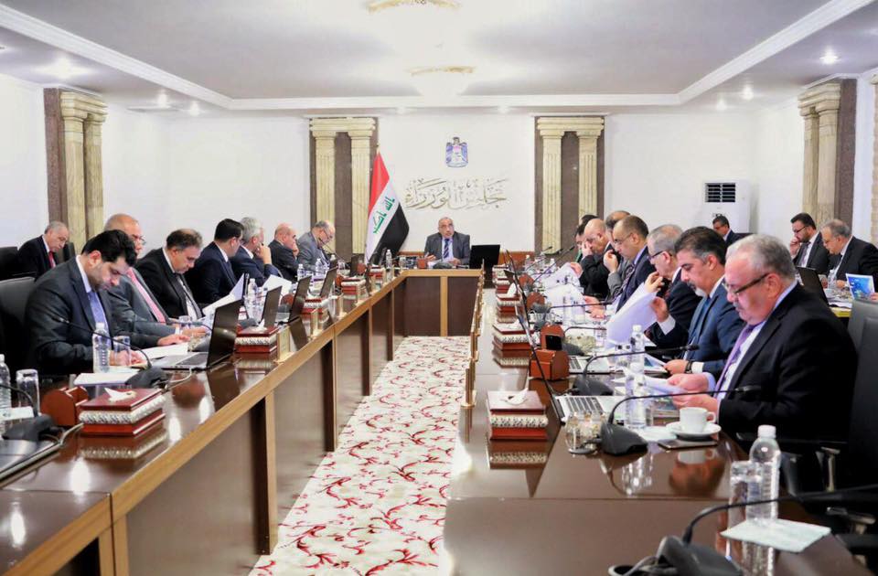 مجلس الوزراء يصدر عدة قرارات تتعلق بالاراضي السكنية وحقوق المعلمين والمقاولين وتعيينات العقود