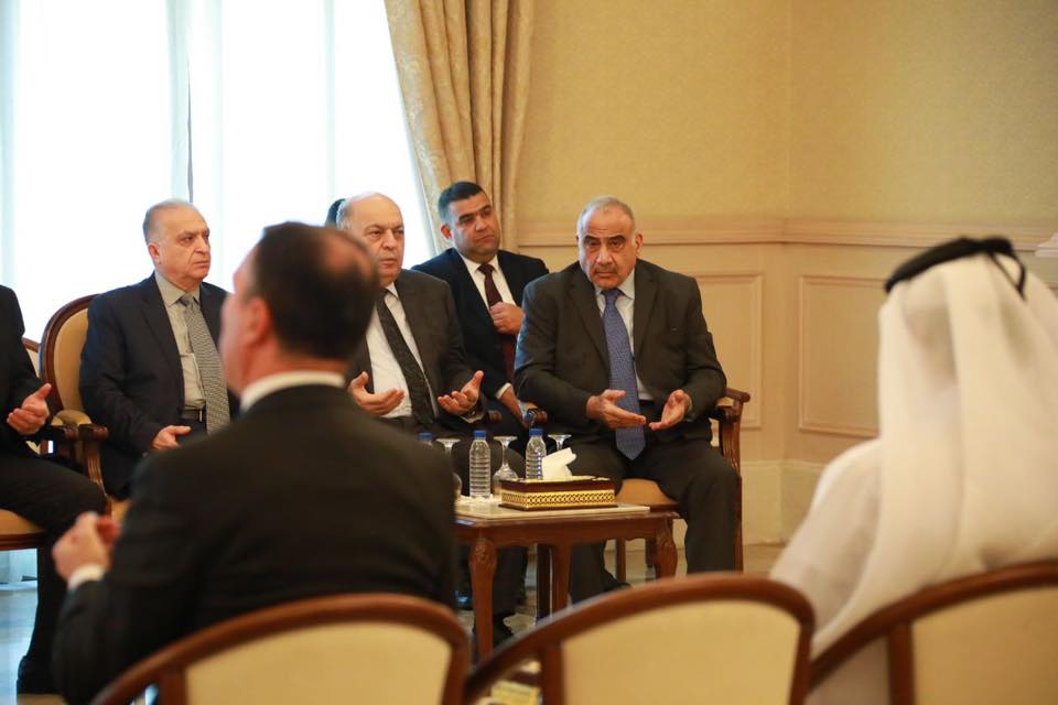 بالصور ..رئيس مجلس الوزراء عادل عبد المهدي يفتتح سجل التعازي على ارواح ابناء محافظة نينوى ضحايا فاجعة العبارة