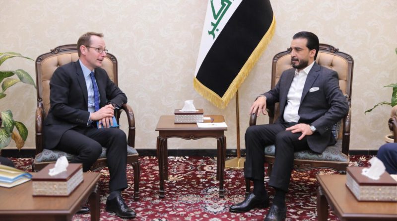 رئيس البرلمان يلتقي وفد مؤسسة الشركاء الدوليين ويبحث معهم آليات تطوير مجلس النواب