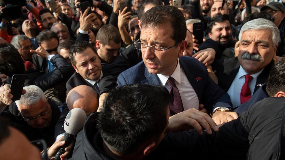رسمياً.. إعلان فوز مرشح المعارضة في اسطنبول