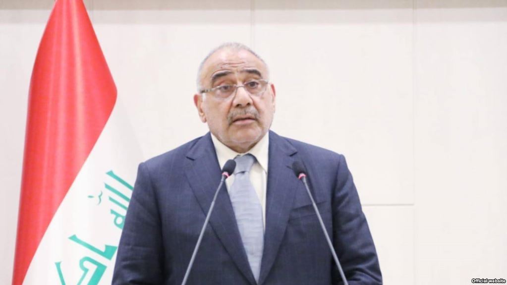 العسكري يكشف عن سيناريو لإقالة عبد المهدي وتعيين العبادي بدلا عنه .. بعد عام