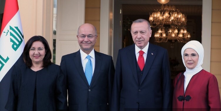 بـ”زيارة خاصة ” .. اردوغان يستقبل رئيس جمهورية العراق وعقيلته في اسطنبول