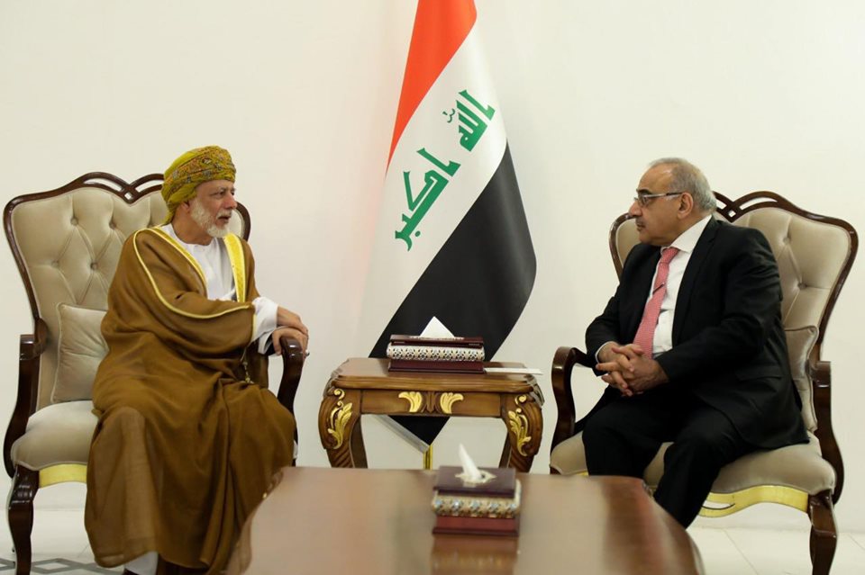 رئيس مجلس الوزراء عادل عبدالمهدي يستقبل وزير الخارجية العماني السيد يوسف بن علوي