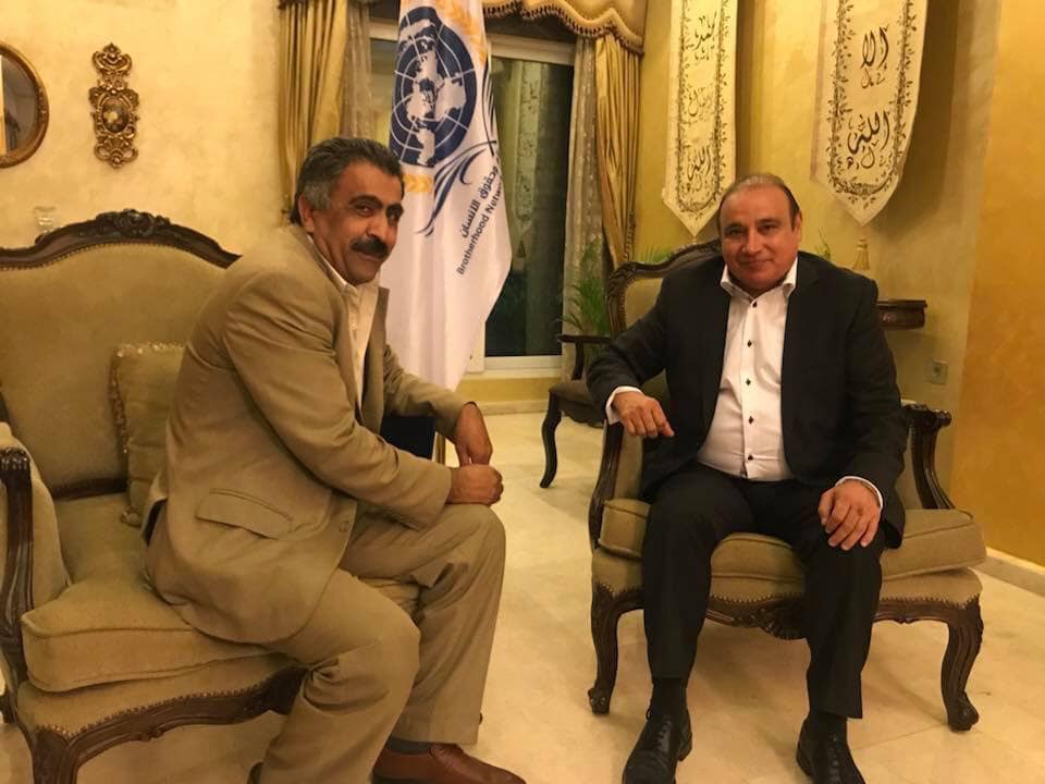 العدوان يكرم سردار سنجاري بـ ” وسام حزب الاتجاه الوطني للإبداع والتميز” للجهود المبذولة في إرساء أسس السلام والتقارب بين الشعوب