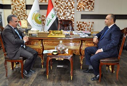 وزير الزراعة يلتقي وفد ” الفاو” لبحث زيادة التنسيق والتعاون في انشاء المشاريع الزراعية في العراق