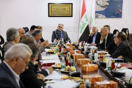 نفط البصرة تناقش معدلات الانتاج وزيادة الطاقة التصديرية والخزنية