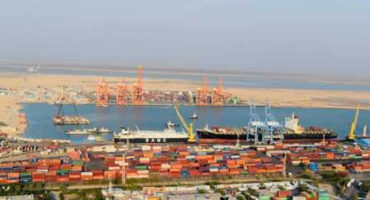 موانئ العراق تعفي البضائع التجارية من إجور الخزن المينائية خلال فترة التظاهرات في ميناءي ام قصر