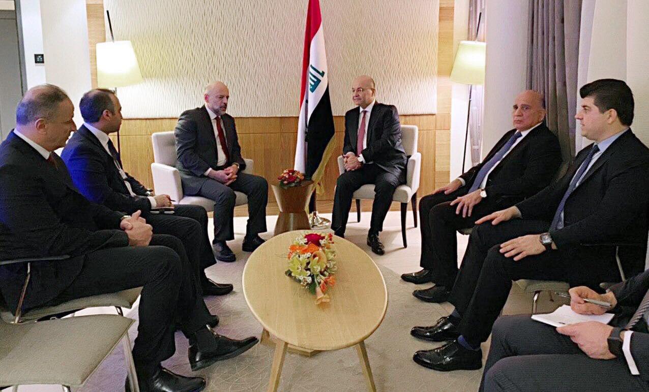 رئيس الجمهورية يلتقي رئيس الوزراء الأردني