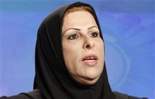 عالية نصيف تنتقد اعطاء علاوي وعودا لكتل سياسية بتجديد ولاية وزرائها