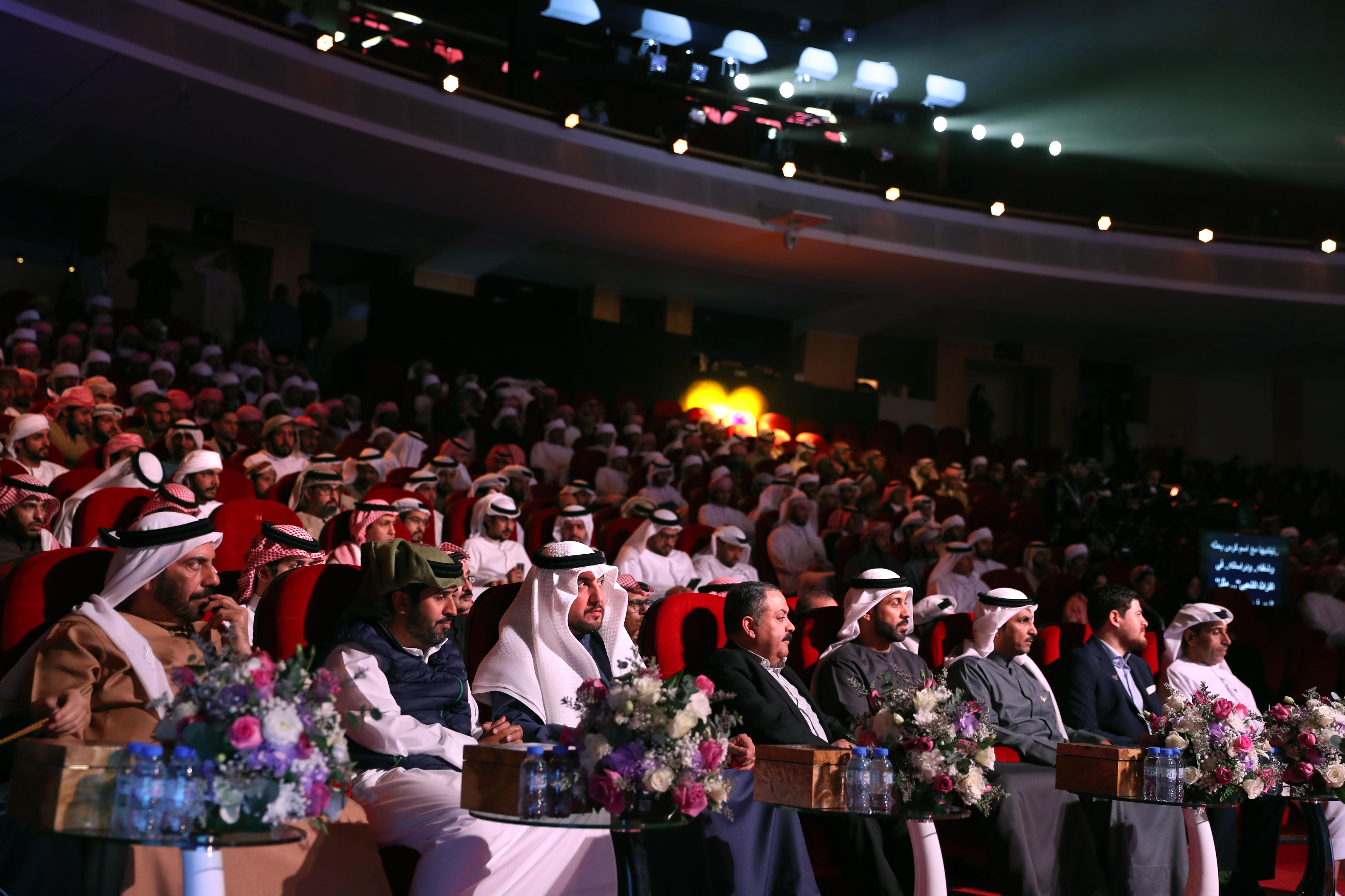 بمشاركة 6 شعراء من 5 دول عربية… حلقة جديدة لـ “شاعر المليون” تنطلق غداً من مسرح شاطئ الراحة بأبوظبي