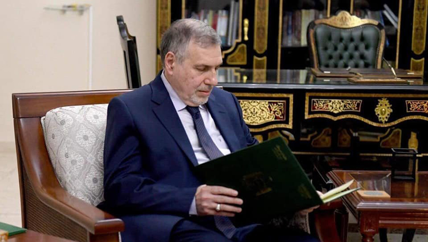 الكتل السياسية تطالب علاوي بتدقيق اسماء المرشحيـن للحكومة المؤقتة قبل عرضهم امام مجلس النواب