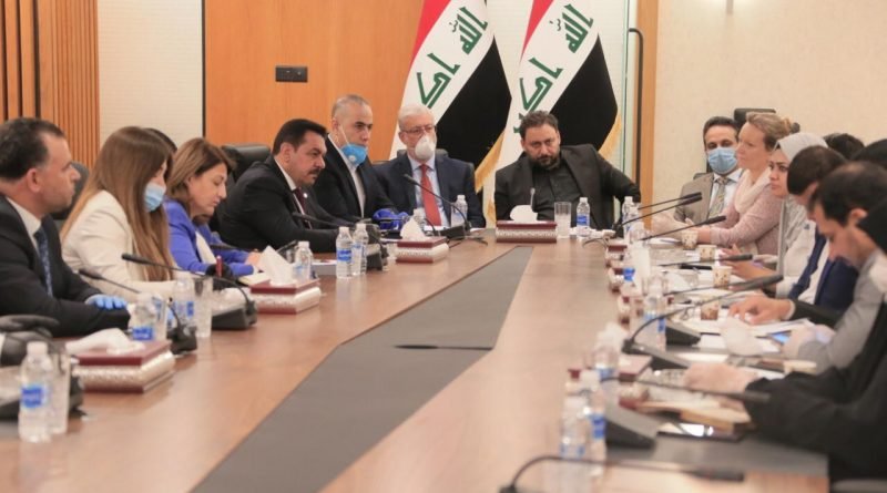 خلية الازمة النيابية برئاسة الكعبي تستضيف منظمة اطباء بلا حدود لبحث سبل تعزيز برامجها ومشاريعها خلال ازمة كورونا