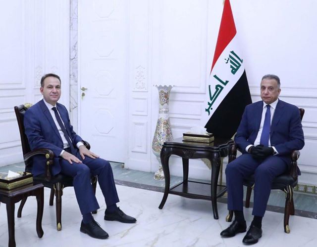 رئيس مجلس الوزراء مصطفى الكاظمي يستقبل السفير اللبناني في بغداد