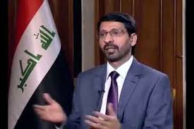 خبير دستوري يوضح الأبعاد الدستورية والدولية لرفع علم المثليين فوق البعثات الدبلوماسية