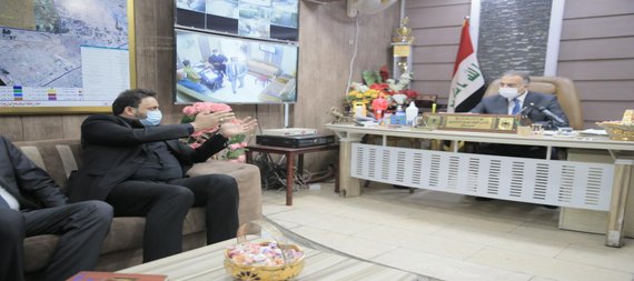 الكاظمي يعد بتخصيص مبالغ كافية لزيادة الخدمات البلدية لمدينة الصدر