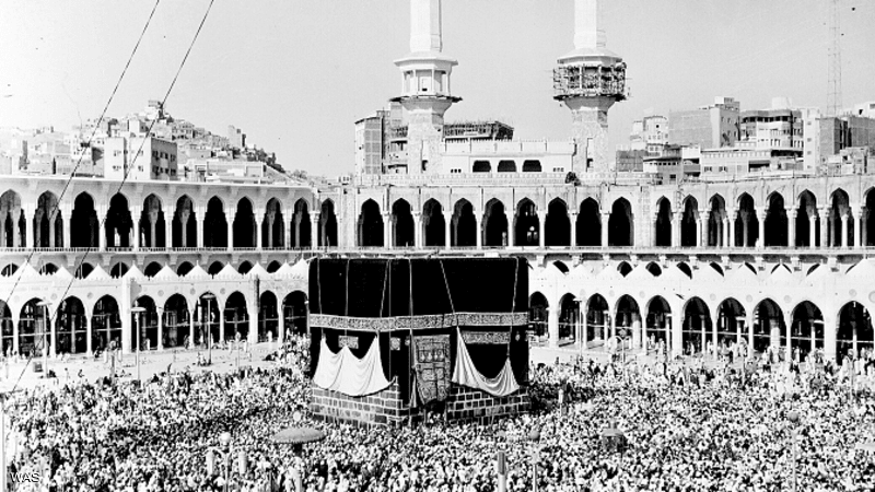 دراسة: شعائر الحج لم تنقطع على مدى التاريخ الإسلامي