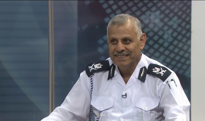 المرور العامة : غرامة 200 الف دينار للعجلات ذات الزجاج المظلل ومنع السير بدون لوحات