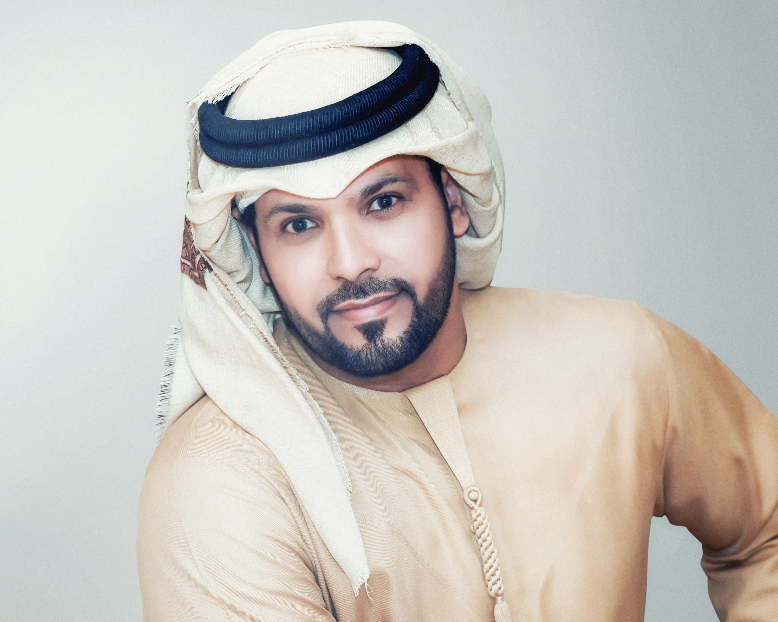 عبدالمنعم العامري والشاعر خالد بن طناف المنهالي يجتمعان في “سيدي”