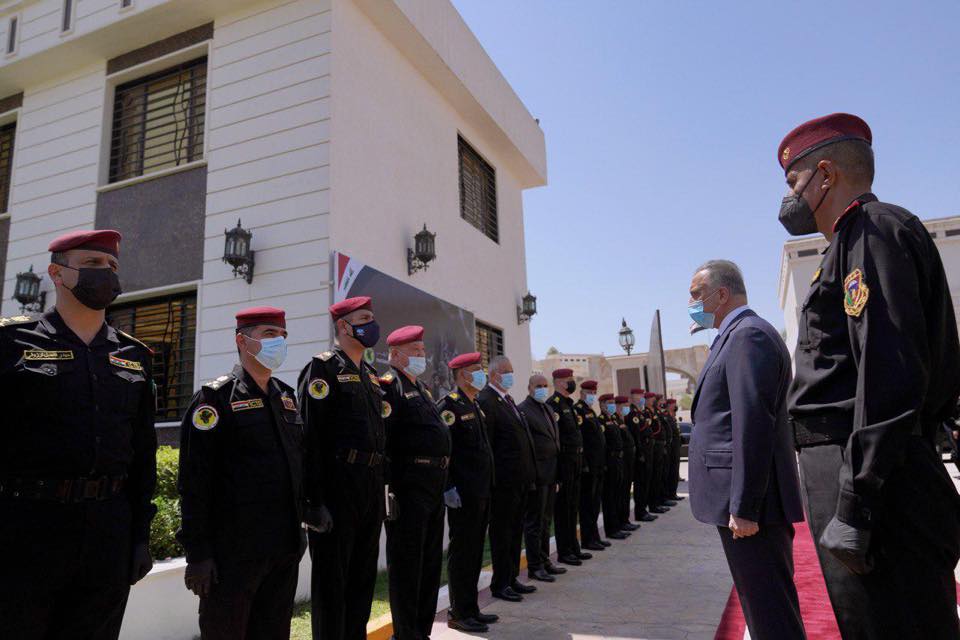 القائد العام للقوات المسلحة مصطفى الكاظمي يزور مقر جهاز مكافحة الإرهاب