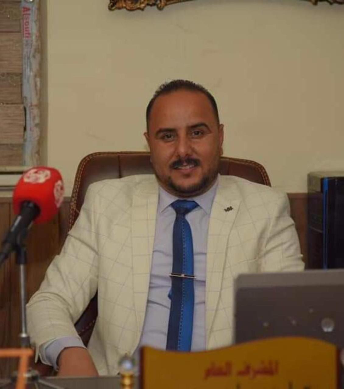 الى المتظاهرين مع التحية